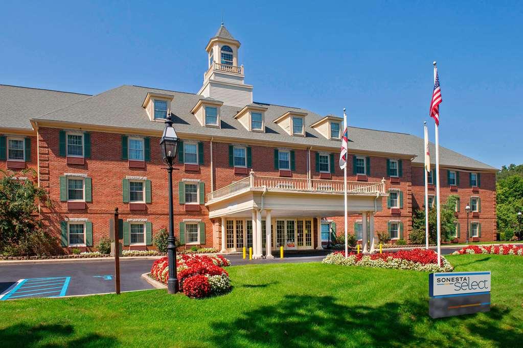 Sonesta Select Tinton Falls Eatontown Exterior photo
